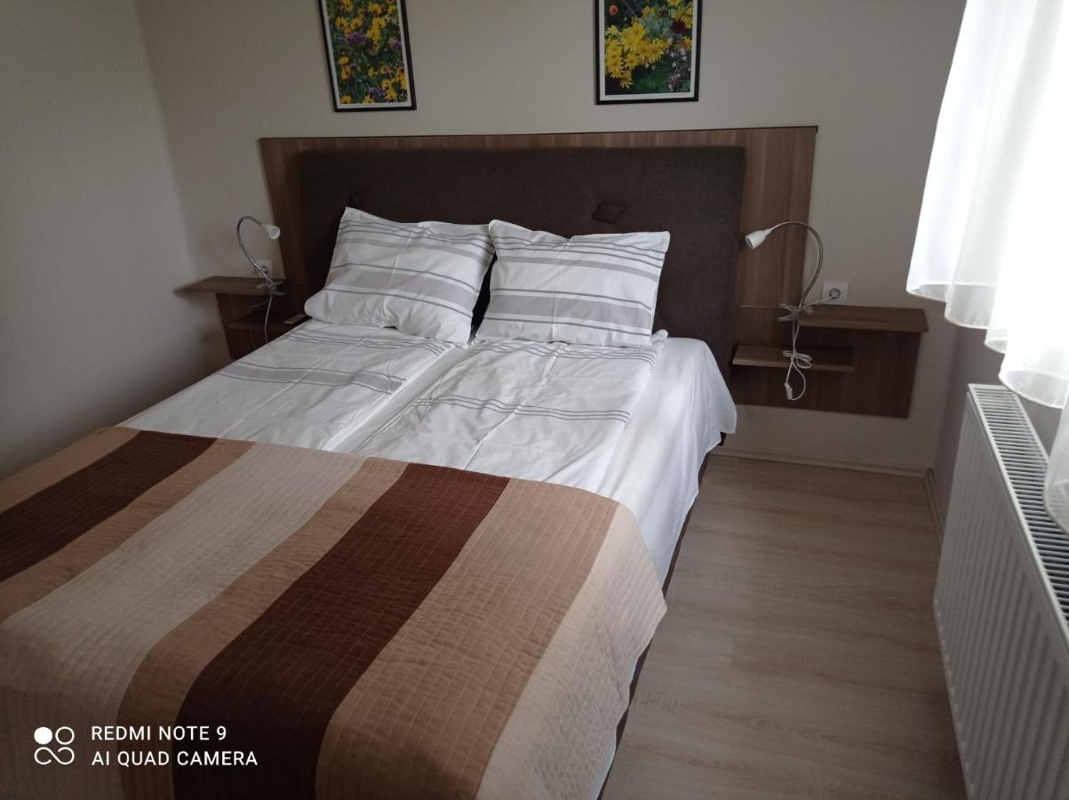 Lux Apartman Balatonfüred Eksteriør bilde